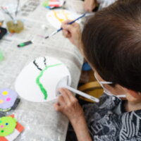 鹿児島　デイサービス　創作活動　うちわ