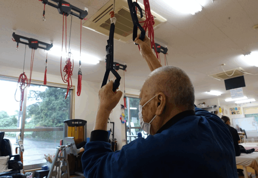 鹿児島デイサービス マシントレーニング 滑車訓練