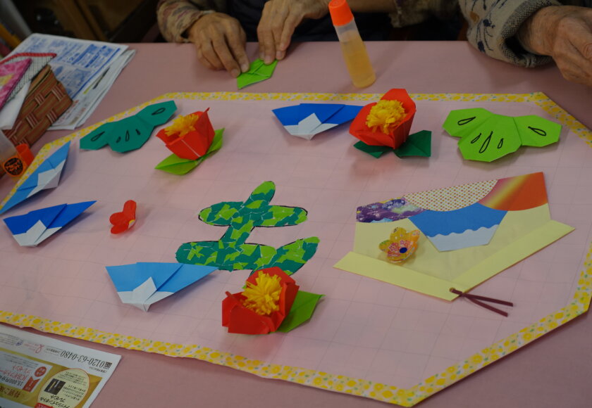 鹿児島　デイサービス　創作活動　壁紙