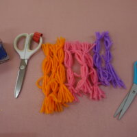 鹿児島　デイサービス　創作活動　壁紙作成　鈴かけ馬